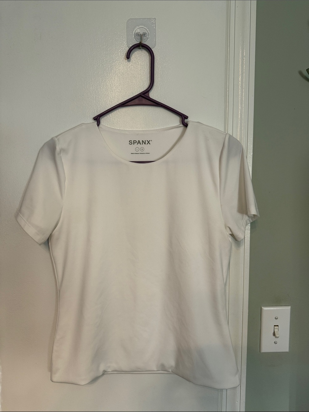SPANX White Short Sleeve Crewneck Tee